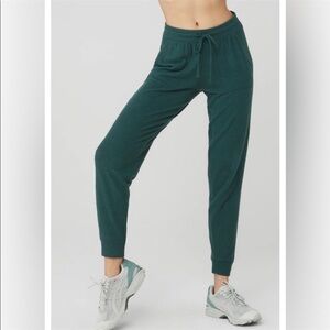 Alo yoga pants & jumpsuits